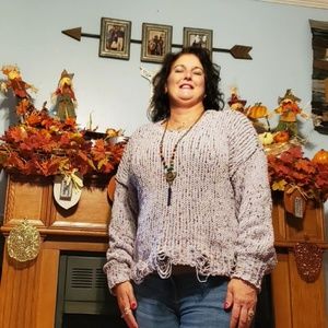 Meet your Posher, Cassandra